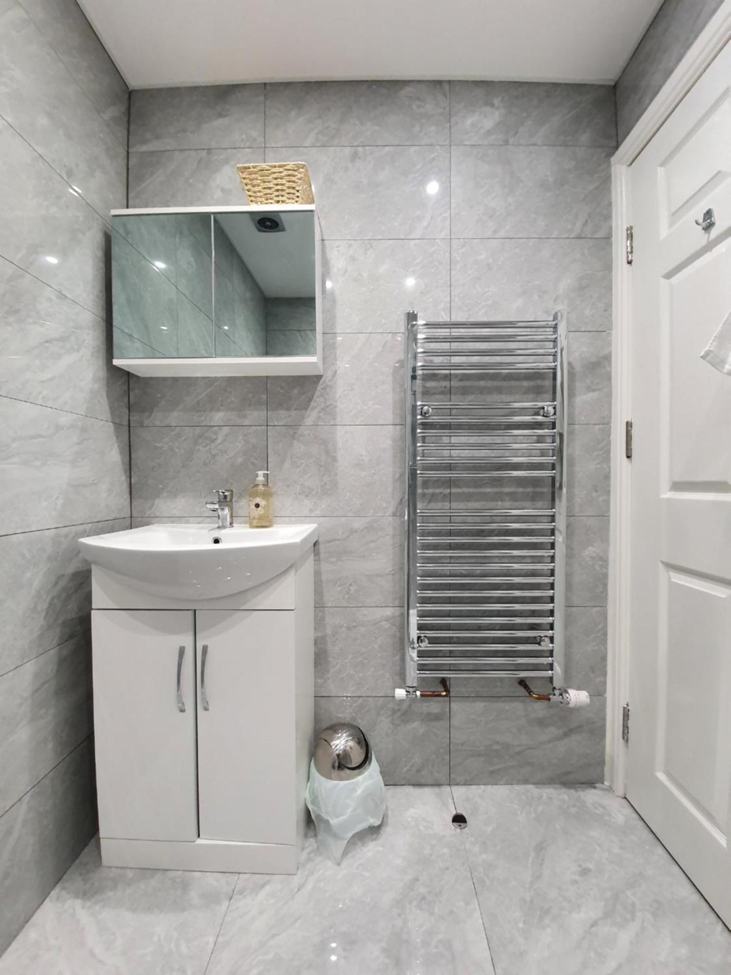Self-Contained Guest Suite Гілфорд Екстер'єр фото